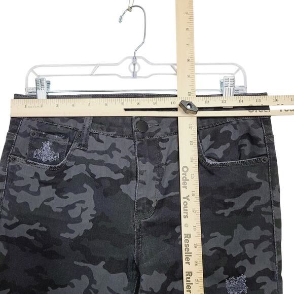 STS Blue Women’s Alice Ankle Skinny Jeans Gray Destructed Camouflage Size 28 - Picture 7 of 9